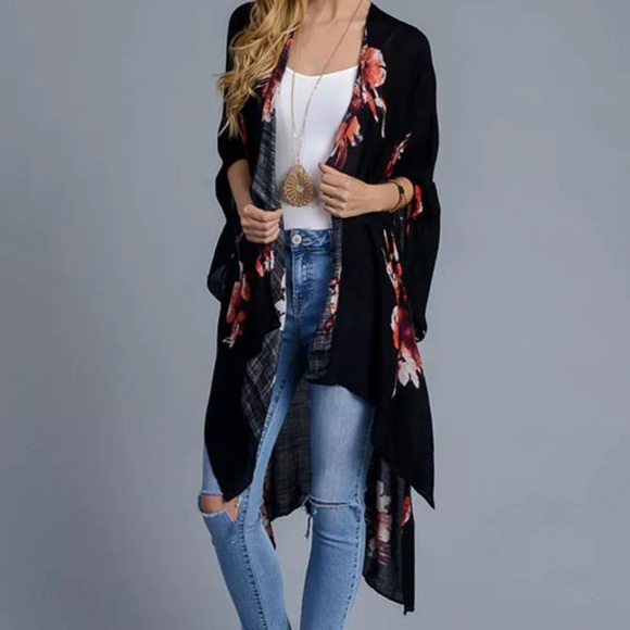 Floral Print Kimono - Picture 2 of 15